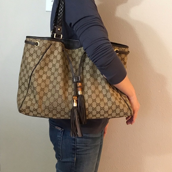 Gucci Handbags - Gucci GG Canvas Bamboo Tassel Tote